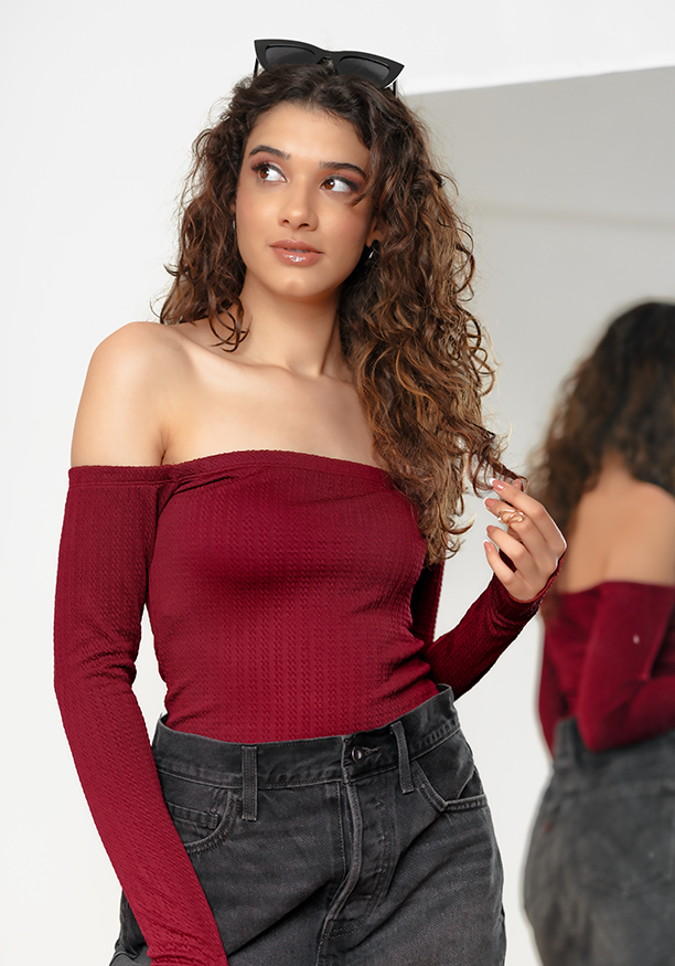 LINA OFF SHOULDER TOP